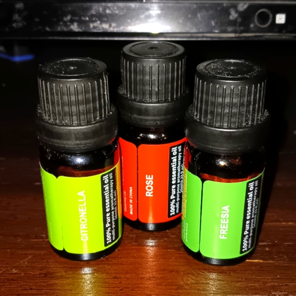 Aromatherapy Essential Oil Set - Citronella, Rose, Freesia